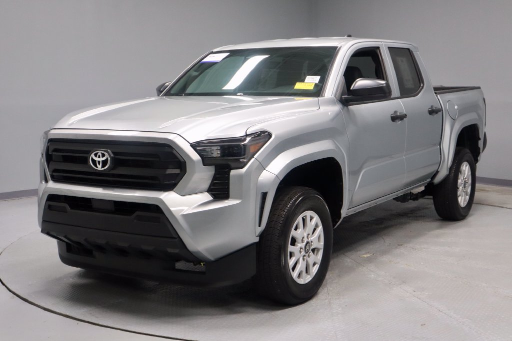 Used 2025 Toyota Tacoma SR AWD/4WD image 7