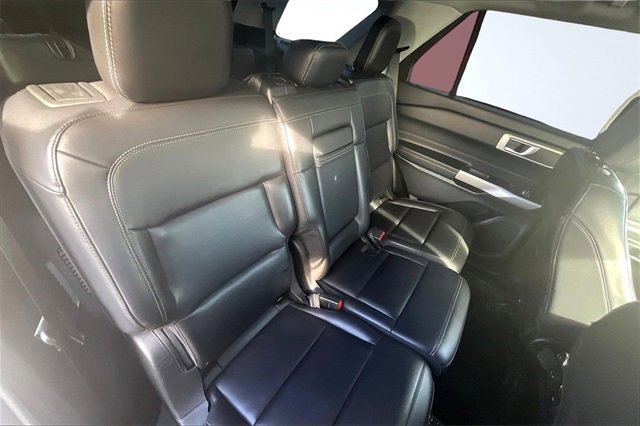 Certified 2021 Ford Explorer XLT w/ Equipment Group 202A image 26