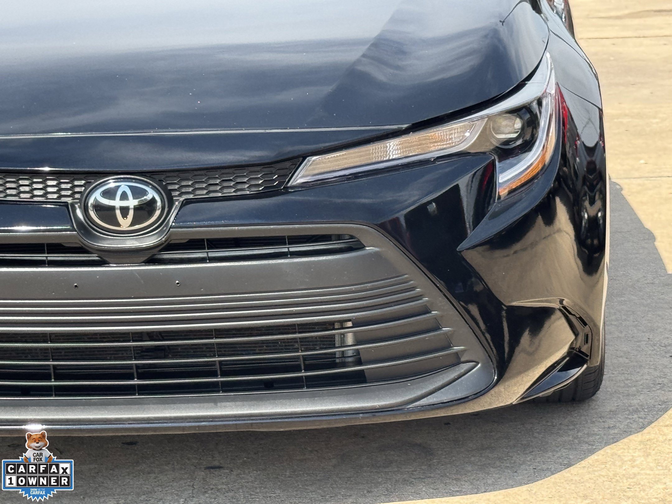 Used 2025 Toyota Corolla LE FWD image 10