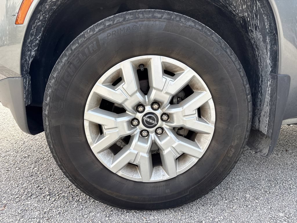Used 2023 Nissan Frontier SV w/ SV Convenience Package RWD image 14