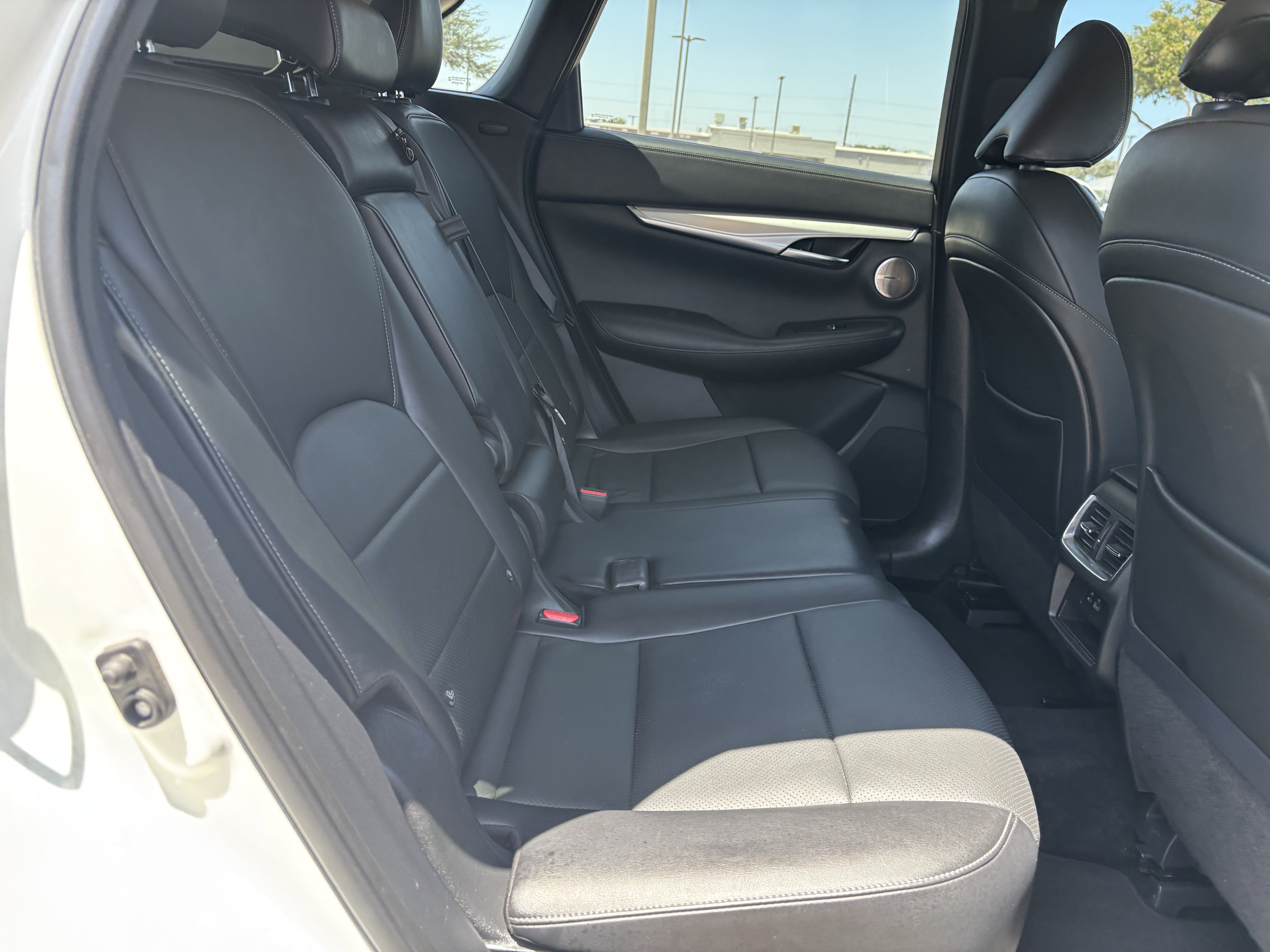 Used 2022 INFINITI QX50 Essential FWD image 21