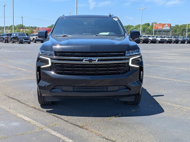 Used 2021 Chevrolet Tahoe RST w/ Rear Media and Nav Package AWD/4WD image 9
