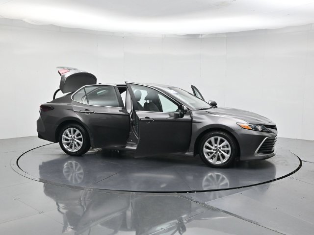 Used 2024 Toyota Camry LE FWD image 51