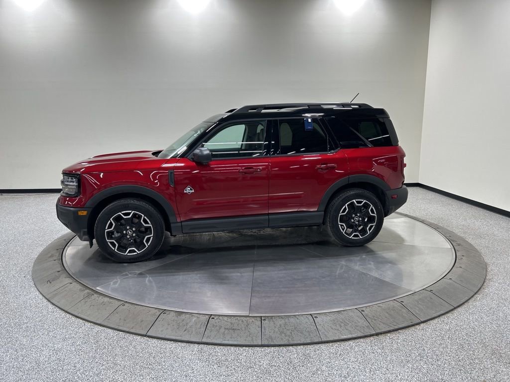 Certified 2025 Ford Bronco Sport Outer Banks w/ Outer Banks Tech Package+ image 2