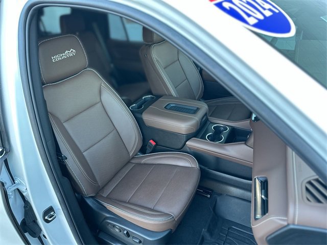 Used 2024 Chevrolet Tahoe High Country w/ Premium Package image 29