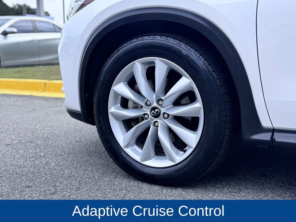 Used 2019 INFINITI QX50 Essential w/ Premium Heat Package image 8