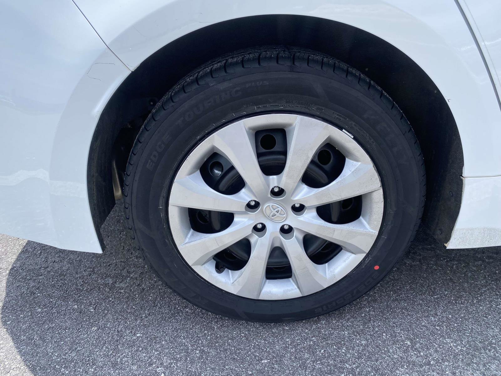 Used 2024 Toyota Corolla LE FWD image 9