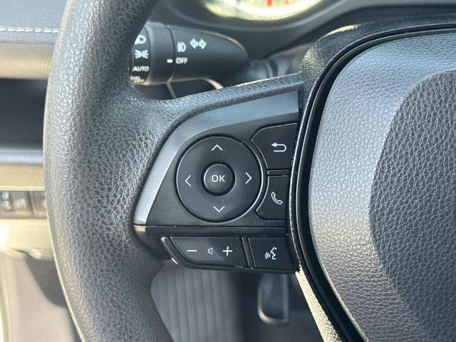 Used 2019 Toyota RAV4 XLE w/ Carpet Mat Package FWD image 10