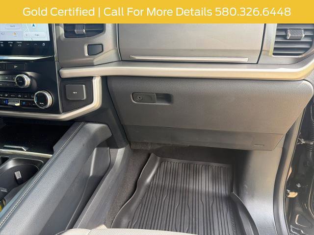 Certified 2024 Ford Expedition XLT RWD image 19