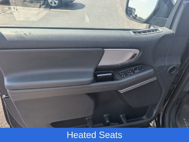 Certified 2025 Ford Expedition Active AWD/4WD image 12