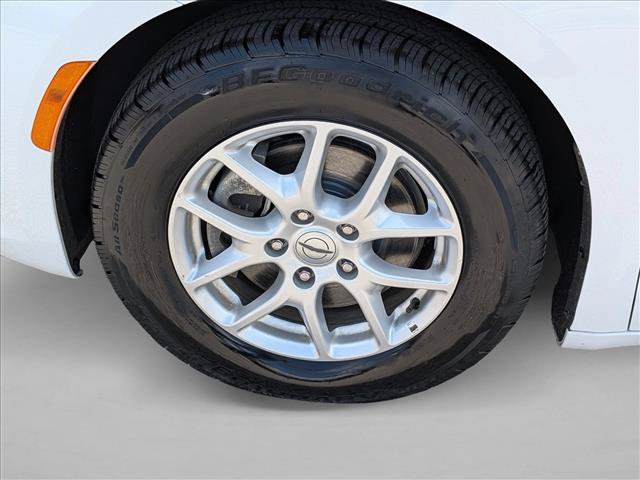 Used 2022 Chrysler Pacifica Touring-L FWD image 26