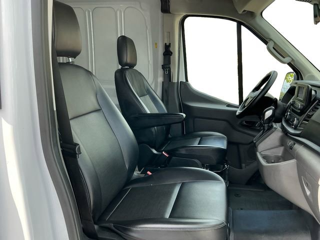 Certified 2025 Ford Transit 250 148 Medium Roof RWD image 18