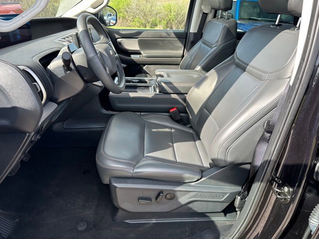 Certified 2025 Ford Expedition Max Active AWD/4WD image 23