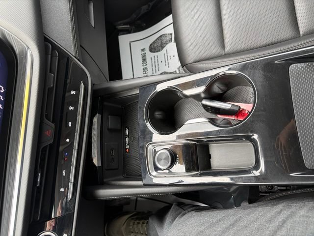 Used 2024 Buick Envision Preferred AWD/4WD image 18
