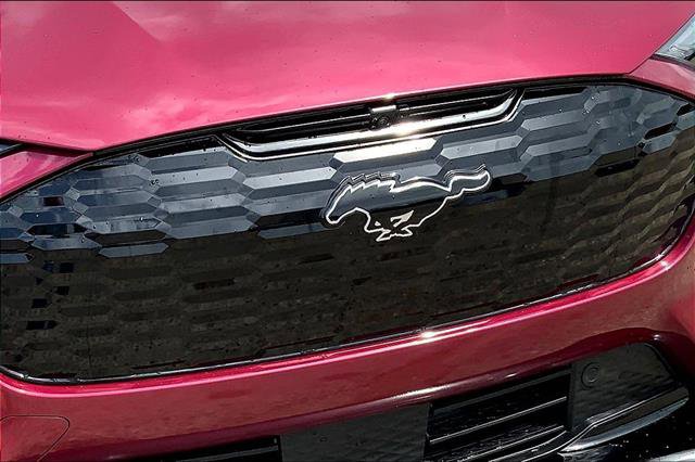 Certified 2025 Ford Mustang Mach-E Premium w/ Sport Appearance Package AWD/4WD image 30
