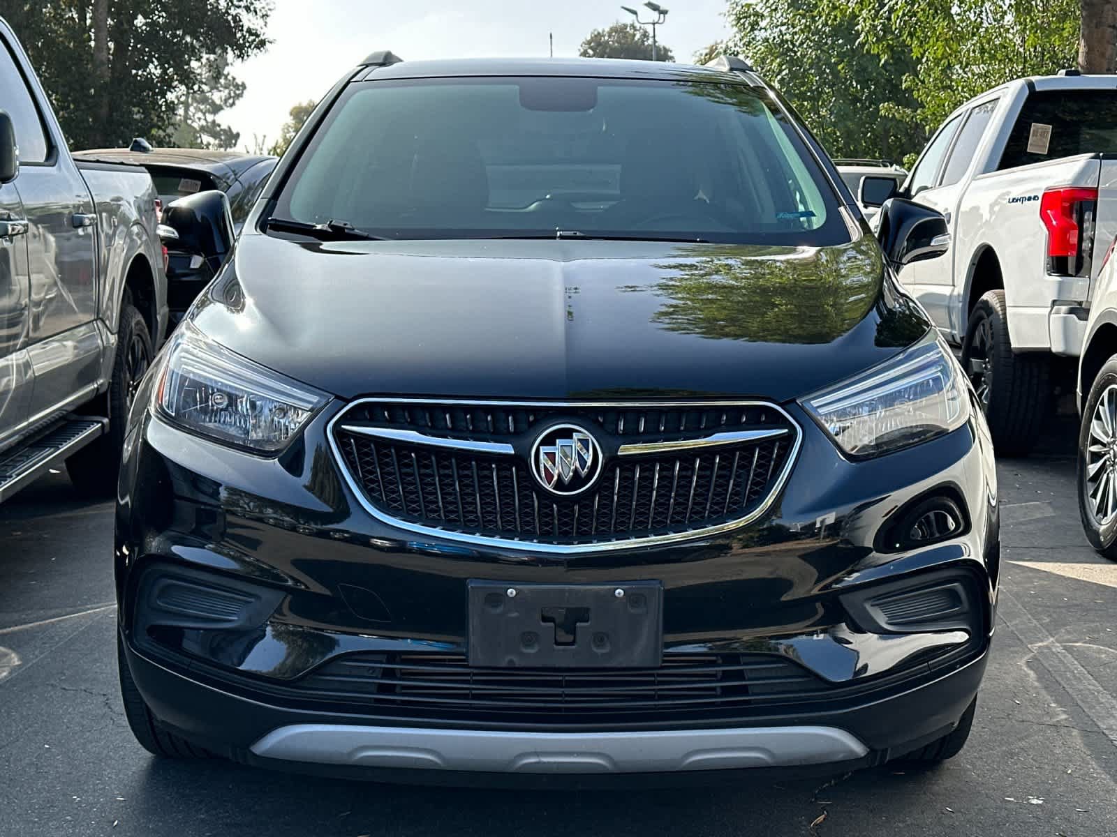 Used 2019 Buick Encore Preferred w/ Safety Package FWD image 2