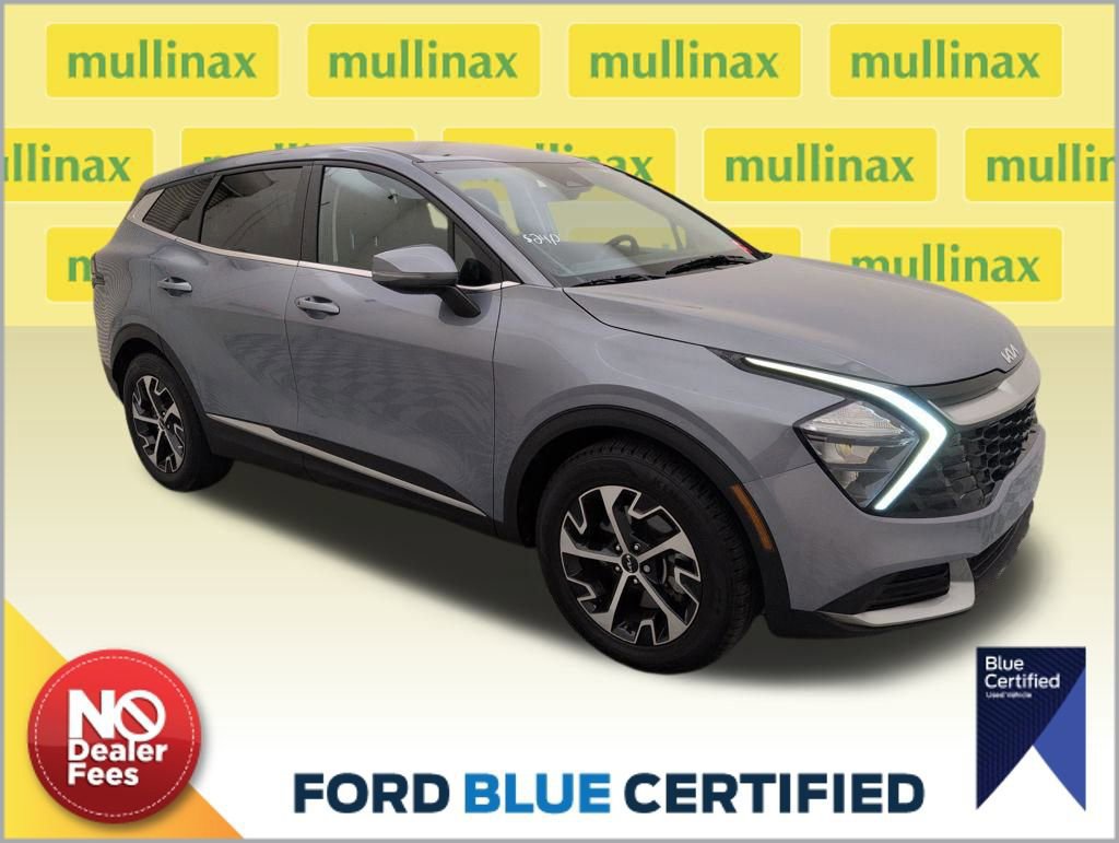 Used 2023 Kia Sportage EX image 7