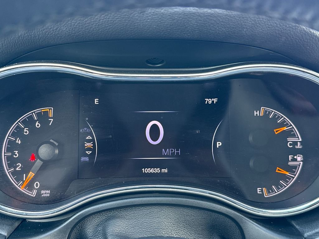 Used 2019 Jeep Grand Cherokee Limited w/ Luxury Group II image 18