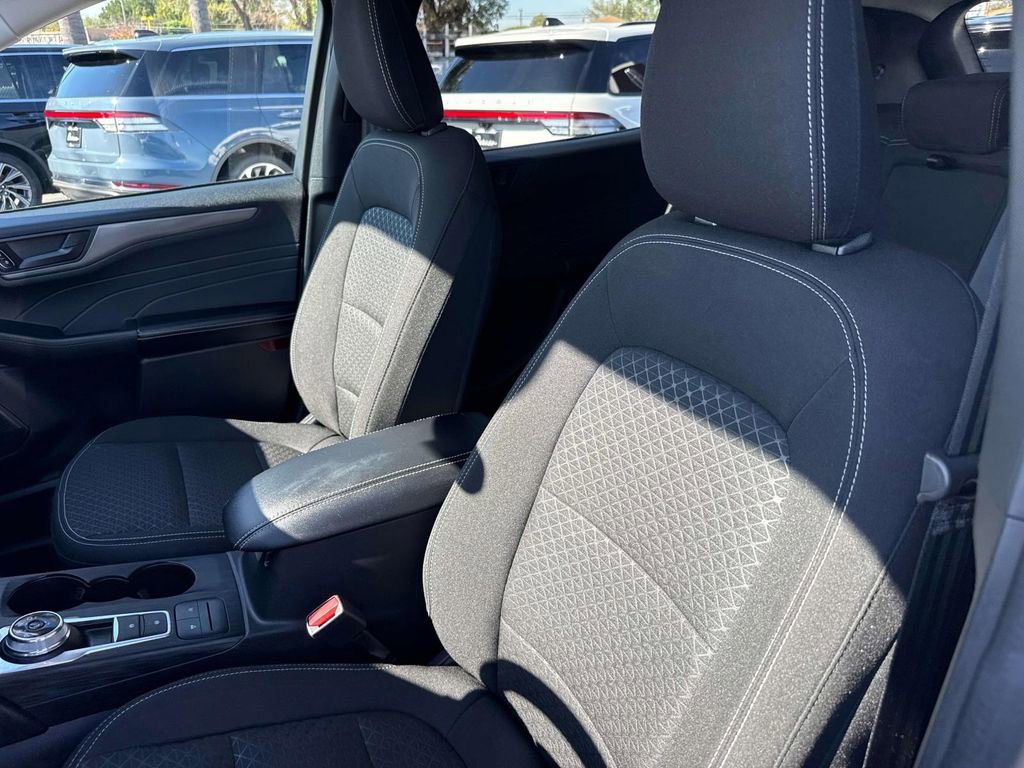 Certified 2024 Ford Escape Active image 24