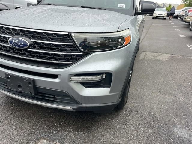 Certified 2020 Ford Explorer XLT w/ Equipment Group 202A RWD image 11