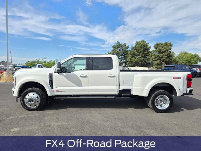 Certified 2026 Ford F450 Platinum w/ FX4 Off-Road Package AWD/4WD image 3