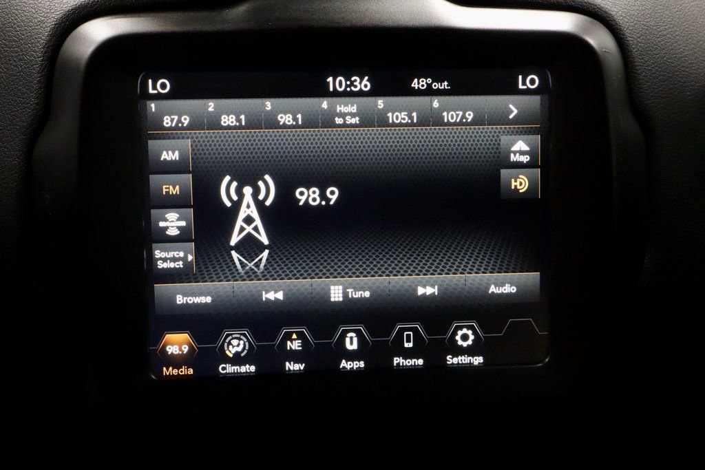 Used 2023 Jeep Renegade Latitude image 10