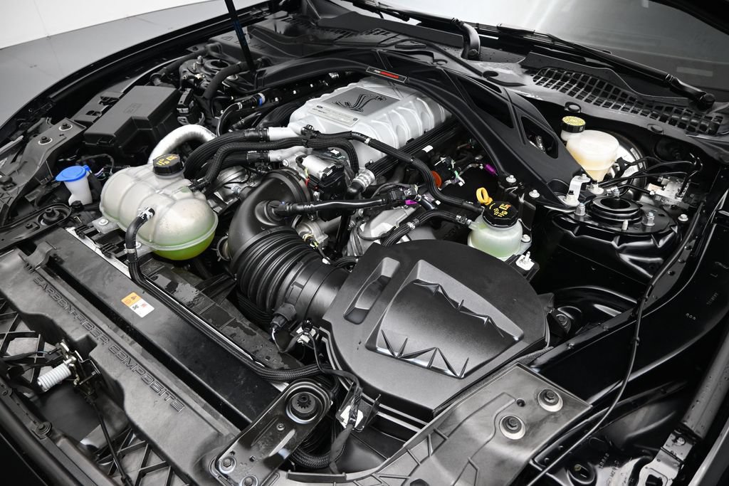 Certified 2022 Ford Mustang Shelby GT500 w/ Carbon Fiber Track Pack RWD image 24