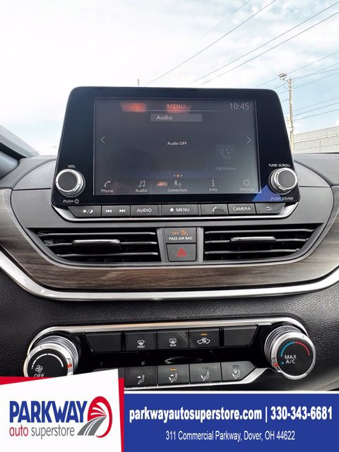 Used 2024 Nissan Altima 2.5 SV AWD/4WD image 19
