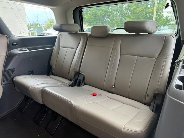 Certified 2020 Ford Expedition XLT w/ Equipment Group 202A RWD image 17