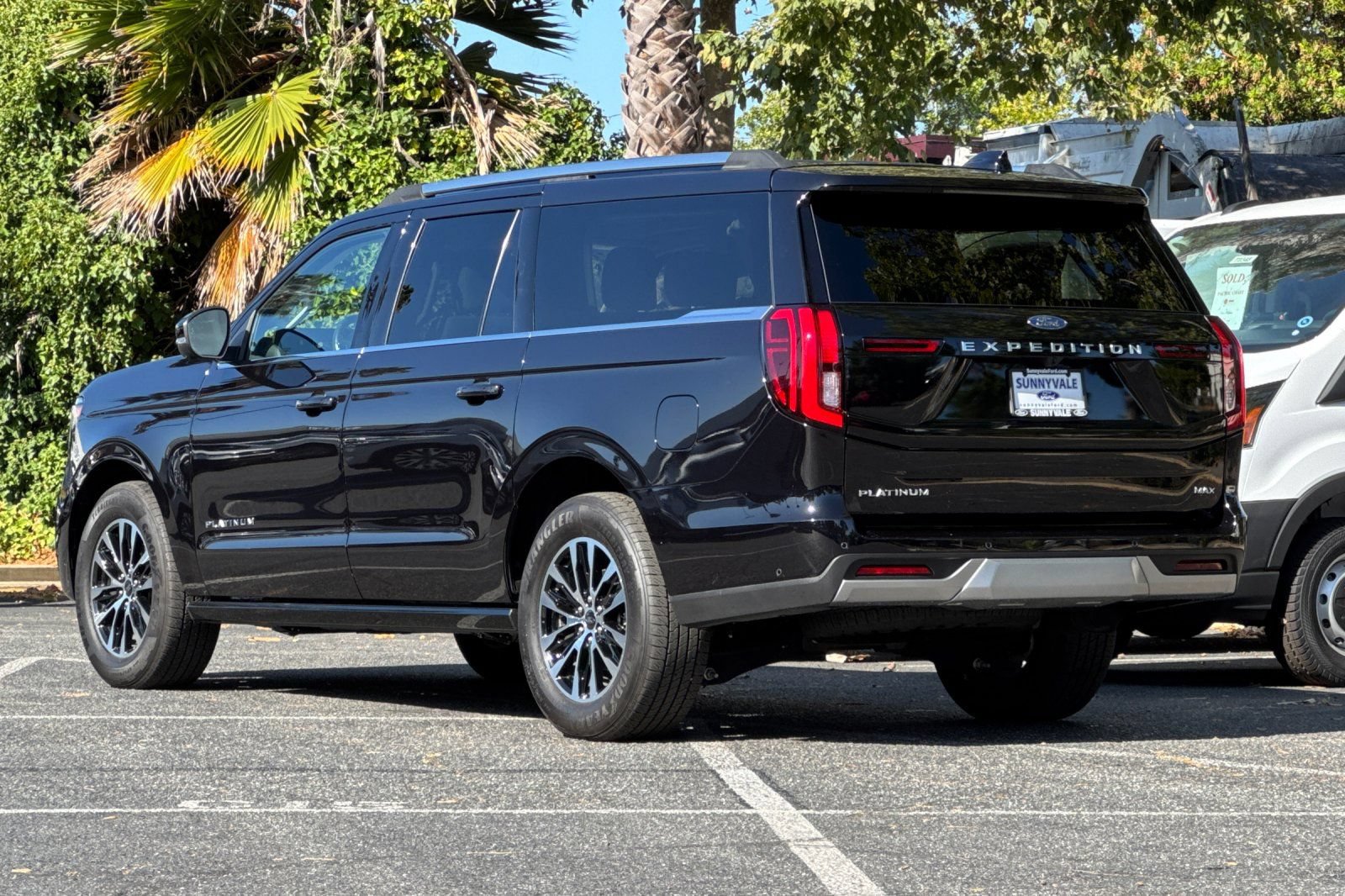 Certified 2025 Ford Expedition Max Platinum AWD/4WD image 6