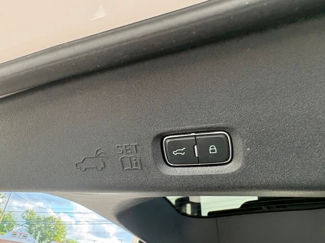 Certified 2025 Ford Expedition Active AWD/4WD image 42