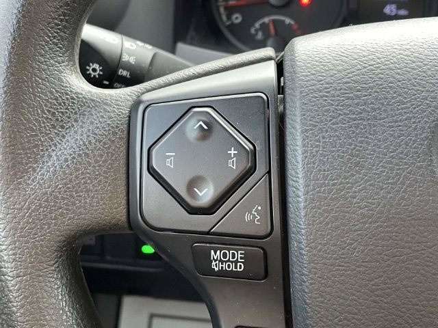 Used 2020 Toyota Tacoma SR AWD/4WD image 19