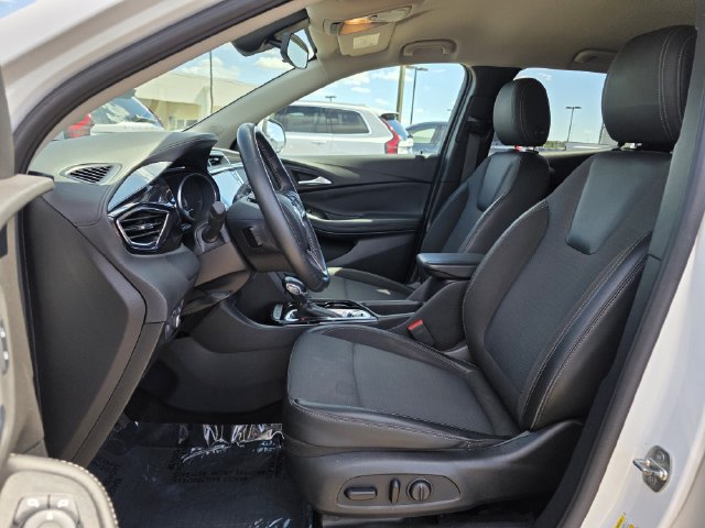 Used 2022 Buick Encore GX Select FWD image 13