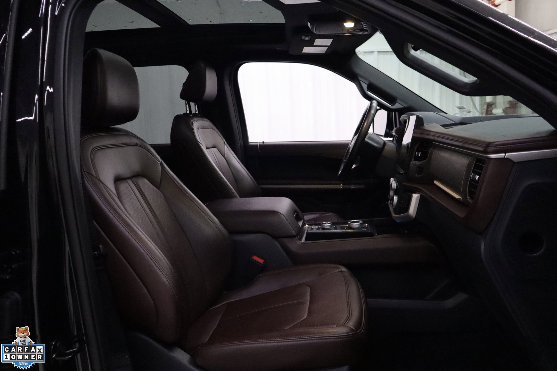 Certified 2024 Ford Expedition Limited image 36