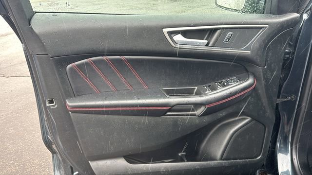 Certified 2023 Ford Edge ST-Line image 11