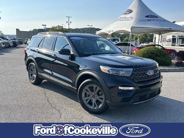 Certified 2022 Ford Explorer XLT w/ Equipment Group 202A AWD/4WD image 2