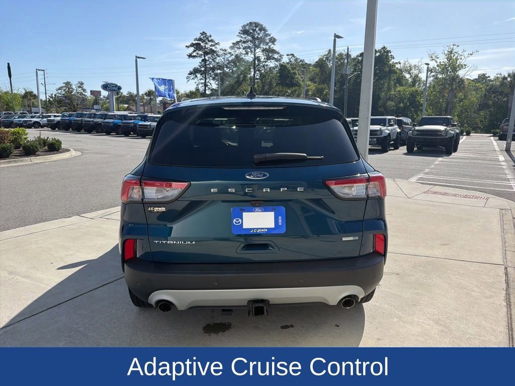 Certified 2020 Ford Escape Titanium AWD/4WD image 8