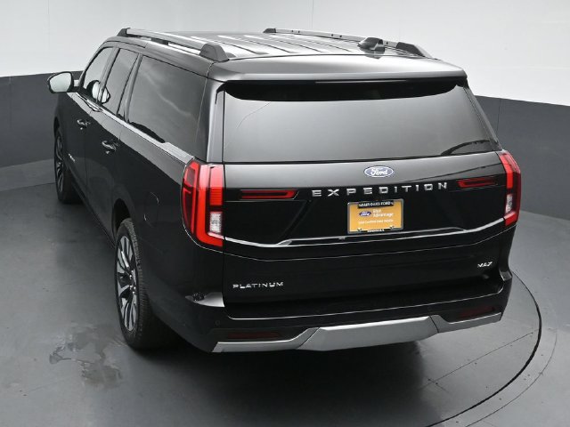 Certified 2025 Ford Expedition Max Platinum w/ Driver's Package AWD/4WD image 49