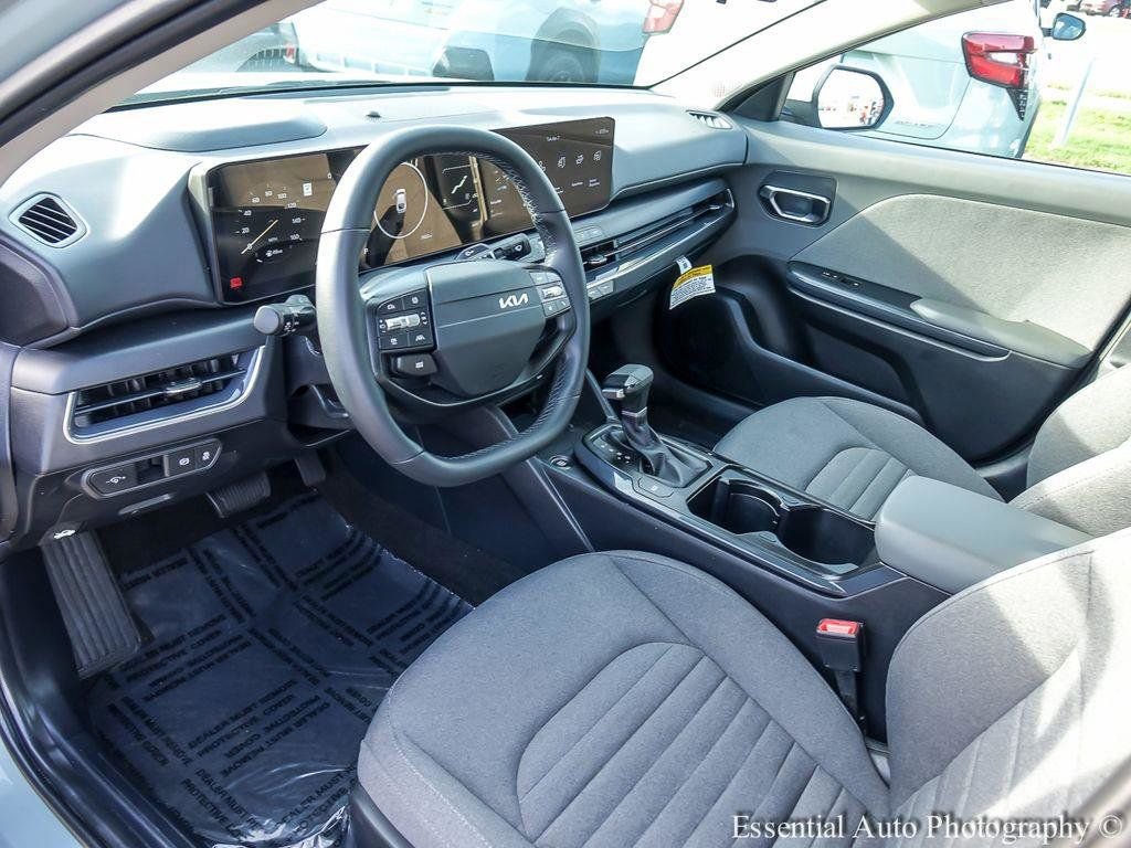 Used 2025 Kia K4 EX FWD image 10