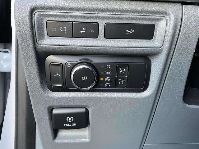 Certified 2022 Ford F150 XLT w/ Equipment Group 302A High image 18