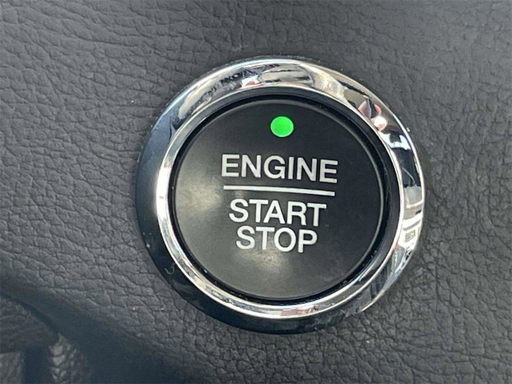 Certified 2021 Ford Edge Titanium image 24