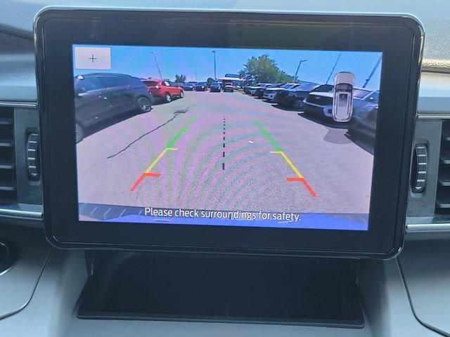 Certified 2022 Ford Explorer XLT w/ Equipment Group 202A AWD/4WD image 19