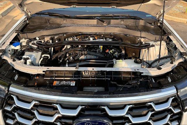 Certified 2026 Ford Explorer Platinum w/ LUX Leather Package AWD/4WD image 10