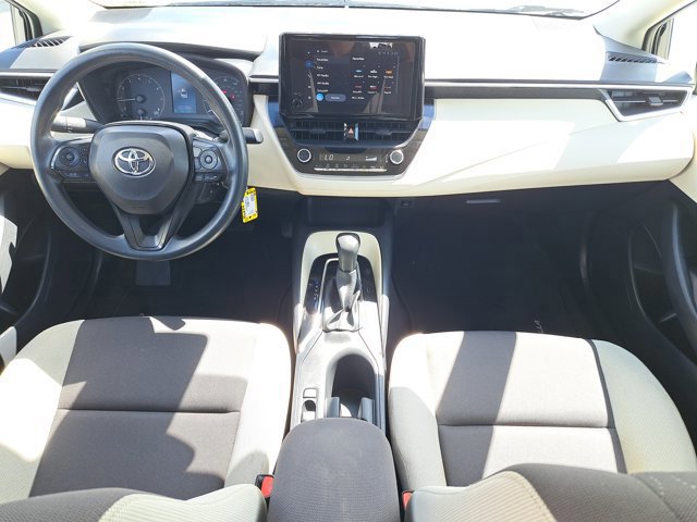 Used 2024 Toyota Corolla LE image 16