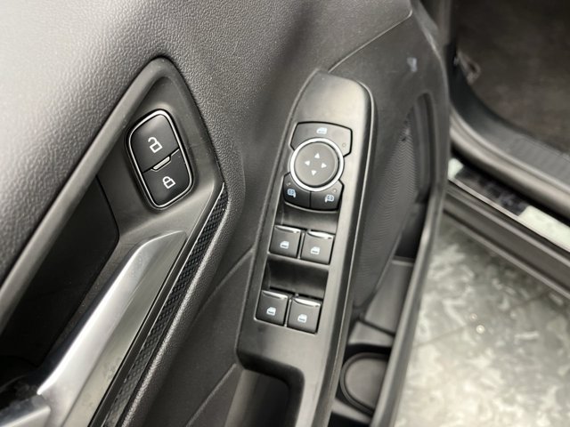 Certified 2025 Ford Escape ST-Line w/ Tech Pack #1 AWD/4WD image 9