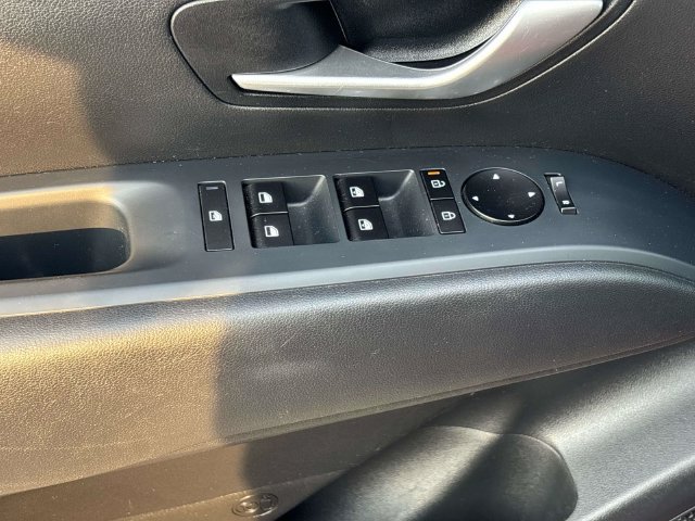 Used 2025 Hyundai Tucson SEL AWD/4WD image 19