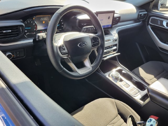 Certified 2021 Ford Explorer XLT RWD image 5