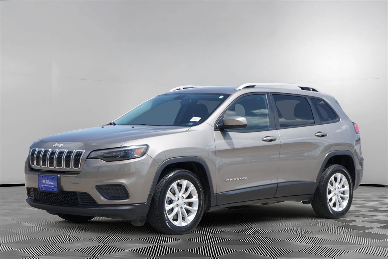 Used 2020 Jeep Cherokee Latitude FWD image 8