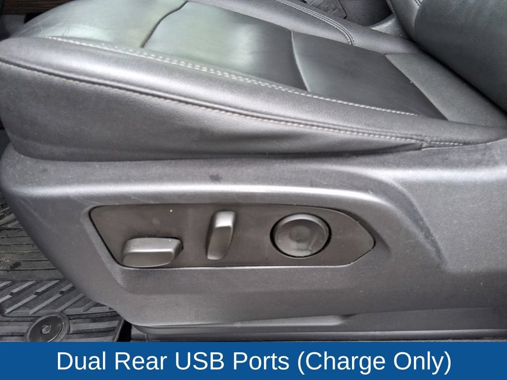 Used 2022 Chevrolet Silverado 1500 LT Trail Boss w/ LT Trail Boss Premium Package AWD/4WD image 17