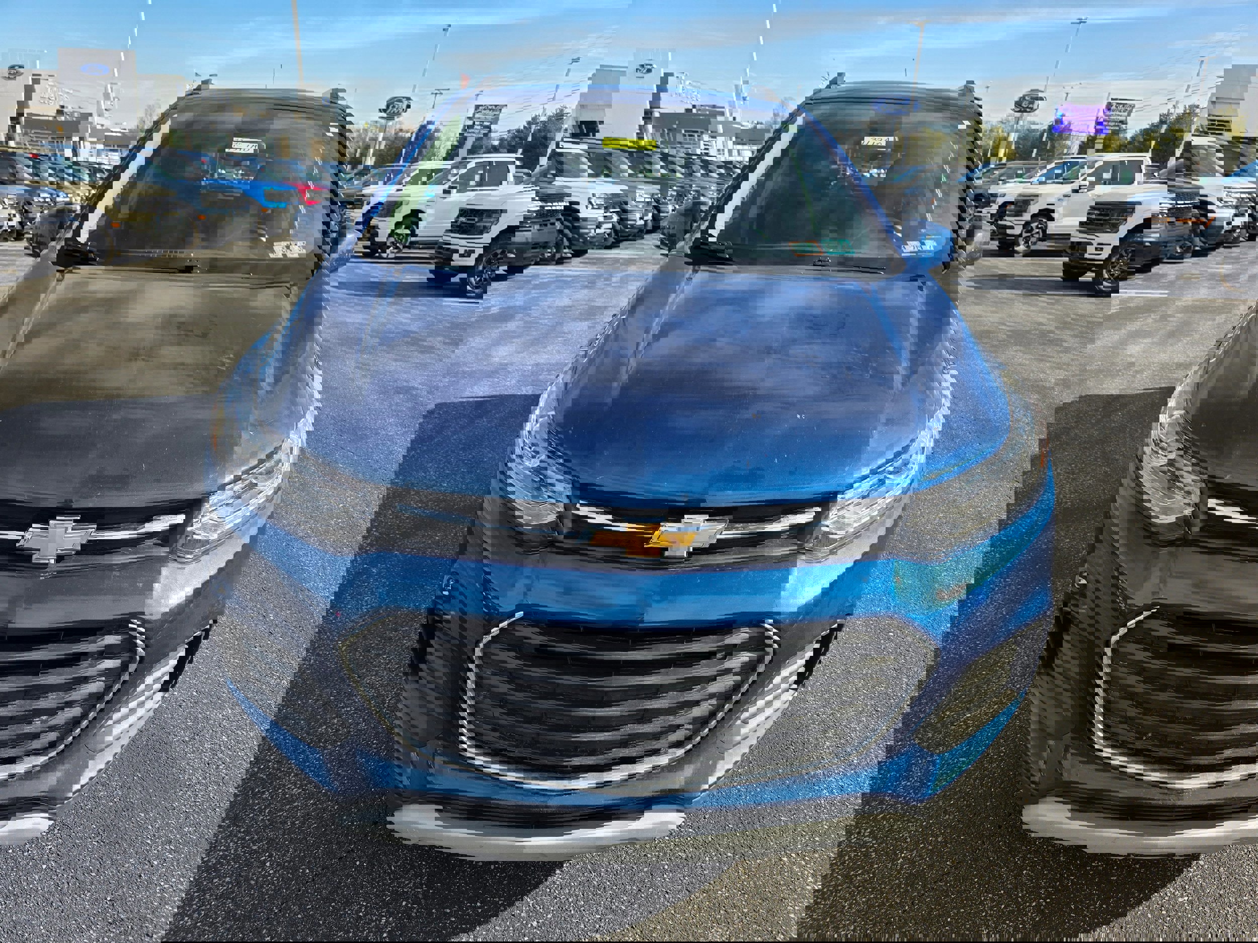 Used 2019 Chevrolet Trax LT w/ LT Convenience Package image 7